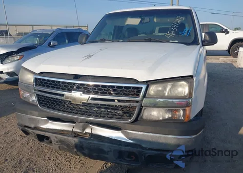 2005 Chevrolet Silverado 1500 Work Truck from USA, damaged, VIN 1GCEC14X75Z104725